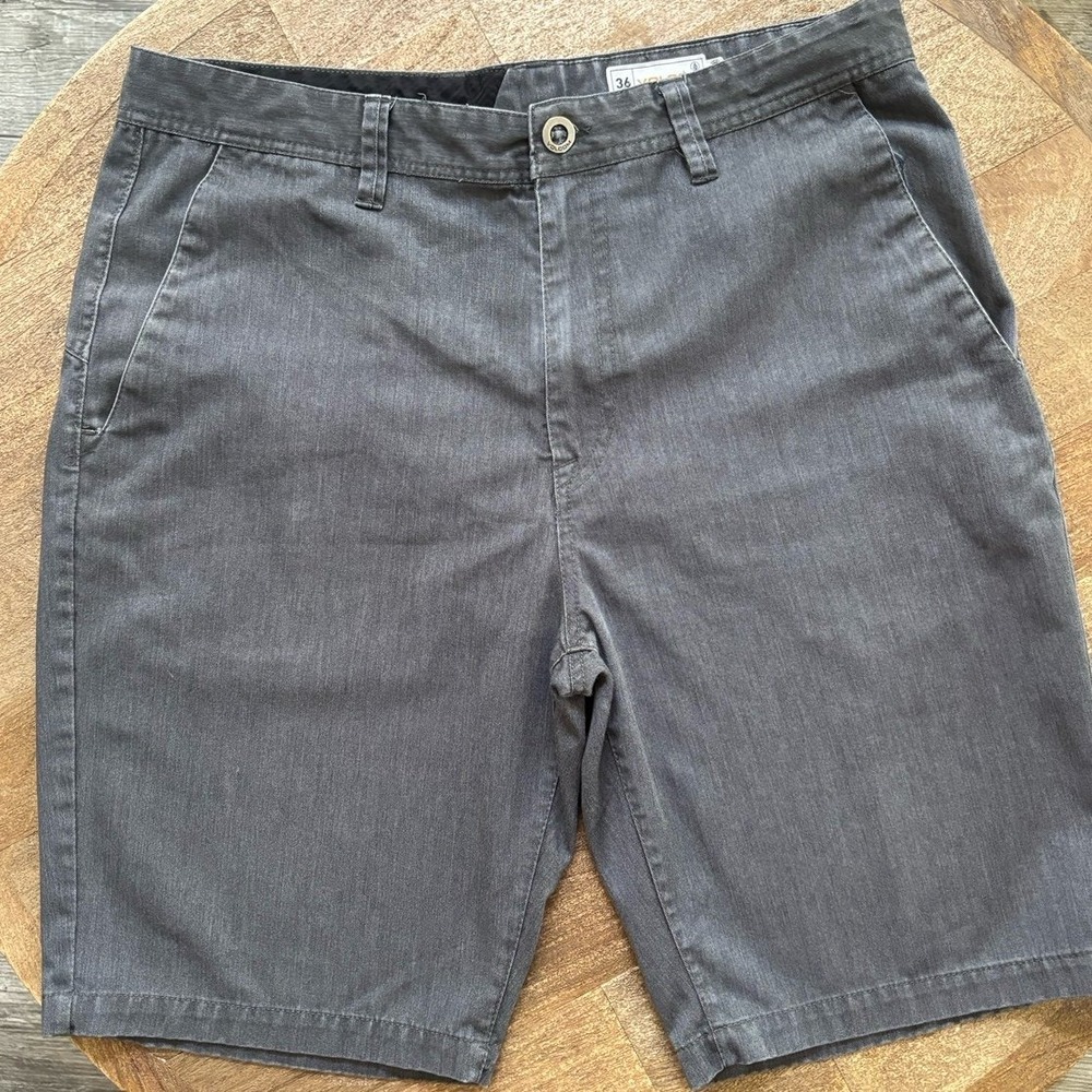 Men's Volcom Chino Shorts Casual Comfort Walking Everyday Size 36